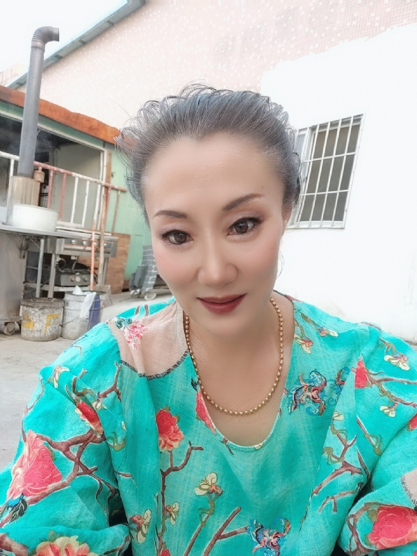 燕子的第三张照片--永安交友网