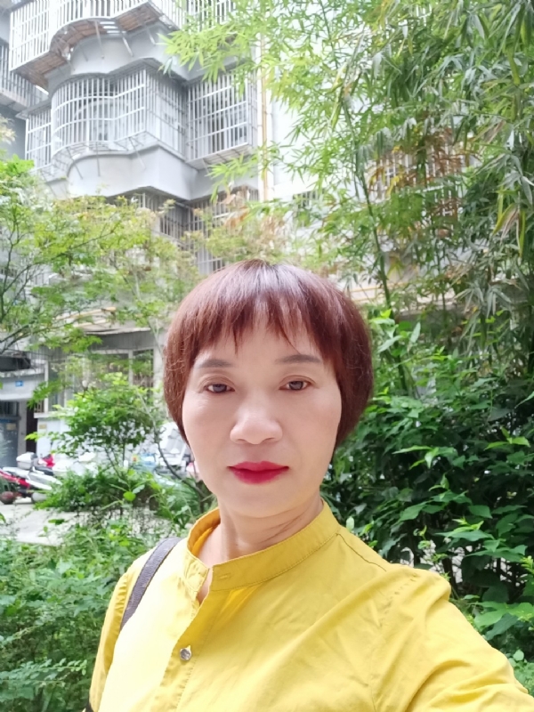 小瓶子的第二张照片--永安交友网