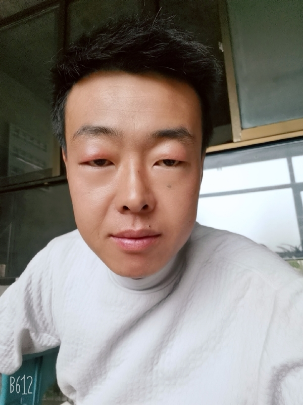 缺爱80后的第一张照片--永安交友网