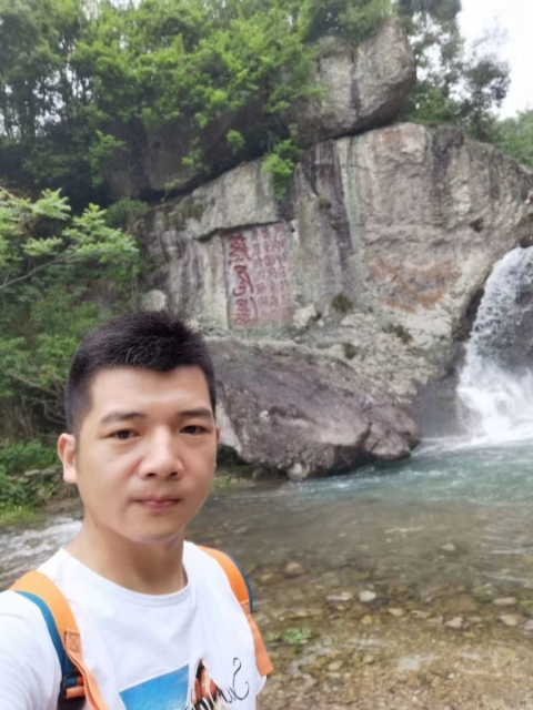 愿得一人心的第一张照片--永安交友网