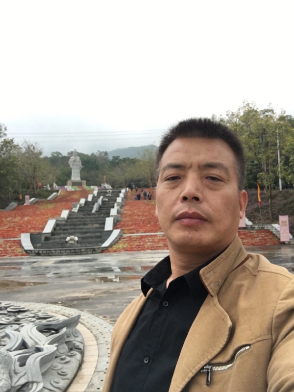 开心的松鼠的第一张照片--永安交友网