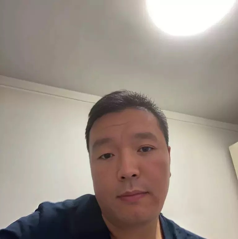 穿唐装的松鼠的第一张照片--永安交友网