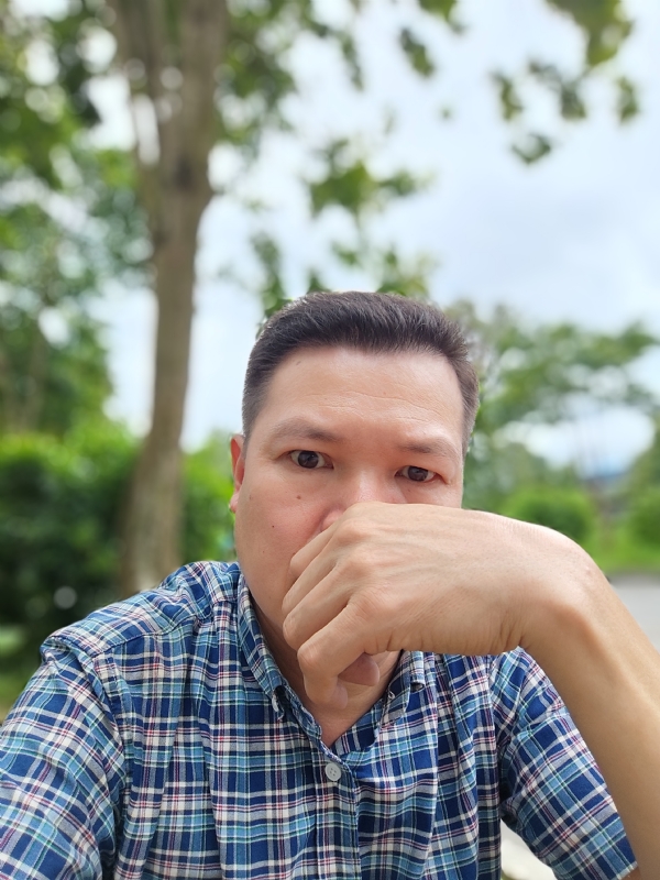 余生有你陪伴的第一张照片--永安交友网