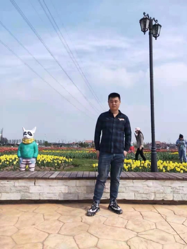 海阔天空的第一张照片--永安交友网